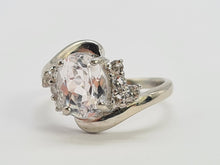 Load image into Gallery viewer, 0250: Vintage: 9ct White Gold Glacier Quartz White Sapphires Cocktail Ring
