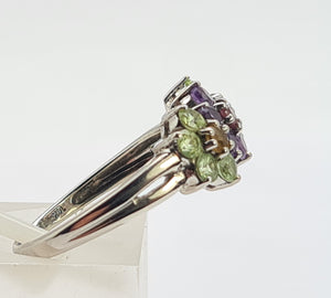 0352: Vintage: 14ct White Gold Multi-Gems Floral Ring- lovely colour mix