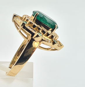 0403: Vintage: 14ct Gold Emeralds 44 Diamonds Cocktail Ring- rare