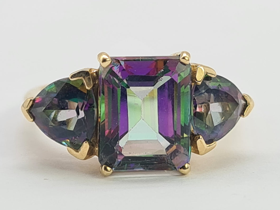 0406: Vintage: 9ct Gold Caribbean Topaz Trilogy Ring- geometric symmetry, lovely colours