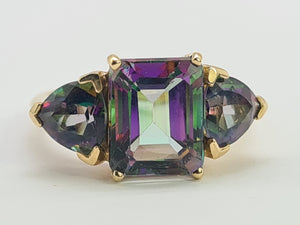 0406: Vintage: 9ct Gold Caribbean Topaz Trilogy Ring- geometric symmetry, lovely colours