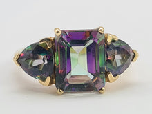 Load image into Gallery viewer, 0406: Vintage: 9ct Gold Caribbean Topaz Trilogy Ring- geometric symmetry, lovely colours
