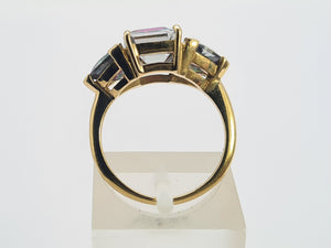 0406: Vintage: 9ct Gold Caribbean Topaz Trilogy Ring- geometric symmetry, lovely colours