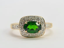 Load image into Gallery viewer, 0413: Vintage: 14ct Gold Green Diopside 16 Diamonds Art Deco Style Dress Ring
