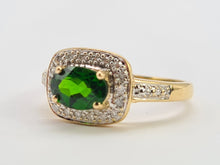 Load image into Gallery viewer, 0413: Vintage: 14ct Gold Green Diopside 16 Diamonds Art Deco Style Dress Ring
