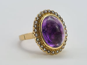 0414: Vintage: 18ct Gold "Carbuncle" Lilac Amethysts 28 Seed Pearls Ring