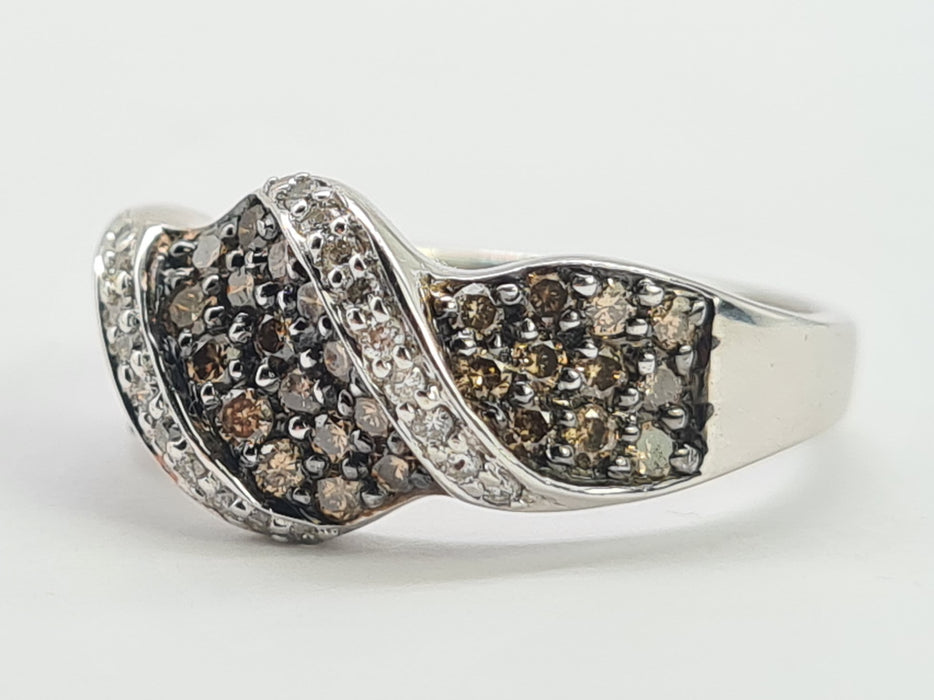 6281 Vintage 9ct White Gold  54 Natural Cognac Diamonds Diamonds Ring