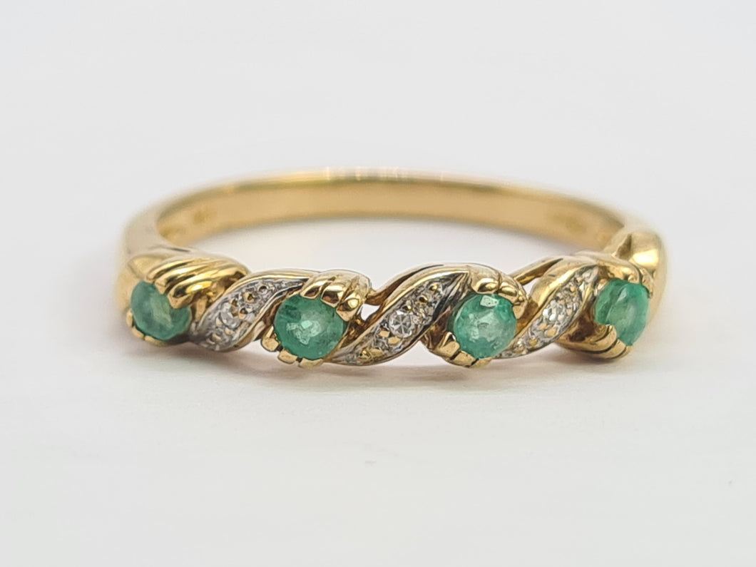 0251: Vintage: 9ct Gold Emeralds Diamonds Half-Eternity/ Stacker Ring- Classic