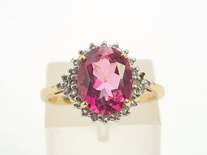 0644: Vintage: 9ct Gold Pink & Glacier Topaz Cluster Ring- beautifully paired