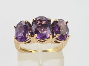 0647: Vintage: Statement 9ct Gold Violet Amethysts Trilogy- Date-Mark 1974