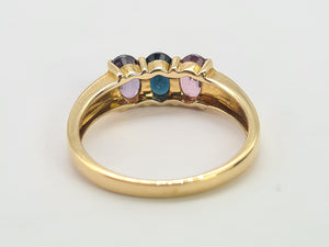 0678: Vintage: 9ct Gold Blue & Purple Spinels Dress Ring- beautifully paired