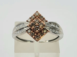 0708: Vintage: 9ct Pink & White Gold Champagne & White Diamonds Ring- 38 natural, sparkling diamonds