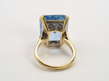 Load image into Gallery viewer, 0712: Vintage 9ct Gold Emerald Cut Swiss Blue Topaz Statement Ring- Date-Mark 1967
