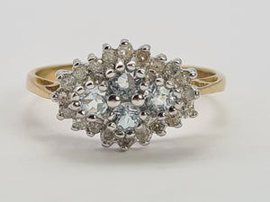 0722: Vintage: 9ct Gold Blue Topaz Diamonds Cluster Ring- petite, sparkling, beauty