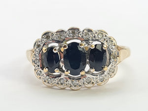 0730:Vintage: 9ct Gold Australian Blue Sapphires 16 Diamonds Cocktail Ring- Date-Mark 1988