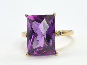 0656: Vintage: Rare: 9ct Gold Rectangular Cushion Cut Sapphire Diamonds Cocktail Ring&nbsp;