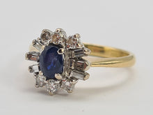 Load image into Gallery viewer, 0685: Exceptional 18ct Cornflower Blue Sapphire Diamonds Flower Head Ring- Date Mark 1988
