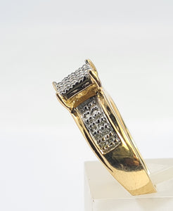 0690: Vintage 9ct Gold 49 Diamonds (1ct) Geometric Set Ring- fabulous