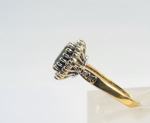 0751: Vintage: 18ct Gold Australian Blue Sapphire 22 Diamonds Ring