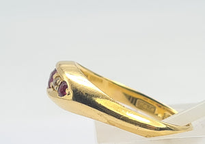 0753: intage: 18ct Gold Rubies Diamonds Stacker/Dress Ring- Date Mark -1967