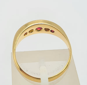 0753: intage: 18ct Gold Rubies Diamonds Stacker/Dress Ring- Date Mark -1967