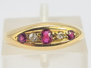 0753: intage: 18ct Gold Rubies Diamonds Stacker/Dress Ring- Date Mark -1967