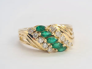 0418: Vintage: 14ct Gold Emeralds Diamonds Openwork Ring- lovely combination