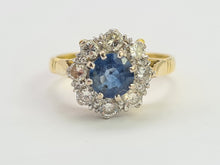 Load image into Gallery viewer, 0578: Vintage: 18ct Gold Cornflower Blue Sapphire Diamonds Cluster Ring- extremely fine example
