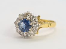 Load image into Gallery viewer, 0578: Vintage: 18ct Gold Cornflower Blue Sapphire Diamonds Cluster Ring- extremely fine example
