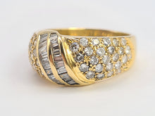 Load image into Gallery viewer, 0663: Vintage: 18ct Gold ( 1.52 Carats) 76 Diamonds Statement Ring-
