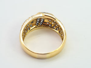 0663: Vintage: 18ct Gold ( 1.52 Carats) 76 Diamonds Statement Ring-