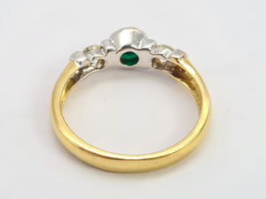 0671: Vintage: 18ct Yellow Gold Emerald Diamonds 3 Stones Art Deco Style Ring