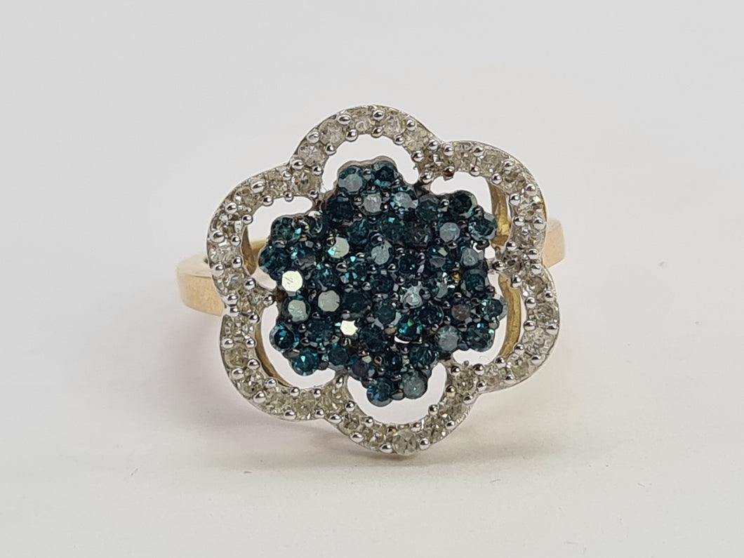 0710: Vintage: 9ct Gold Blue & White Diamonds Flower Head Ring-86 natural, sparkling stones