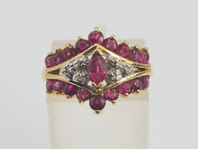Cargar imagen en el visor de la galería, 0714: Vintage: 14ct Gold Art Deco Style Rubies Diamonds Cluster Ring- striking design
