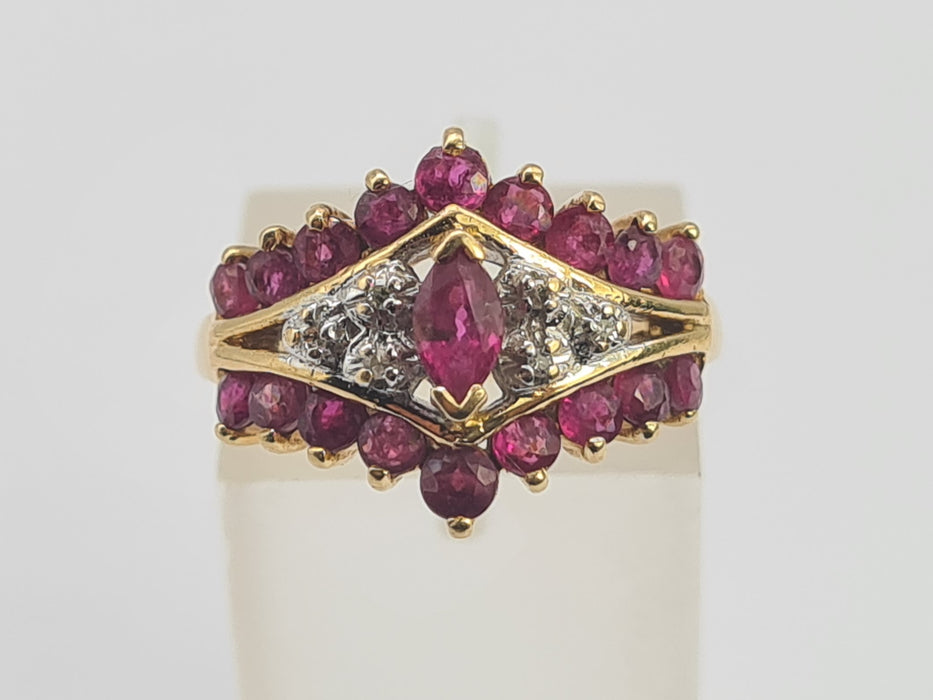 Vintage: 14ct Gold Art Deco Style Ruby & Diamond Cluster Ring