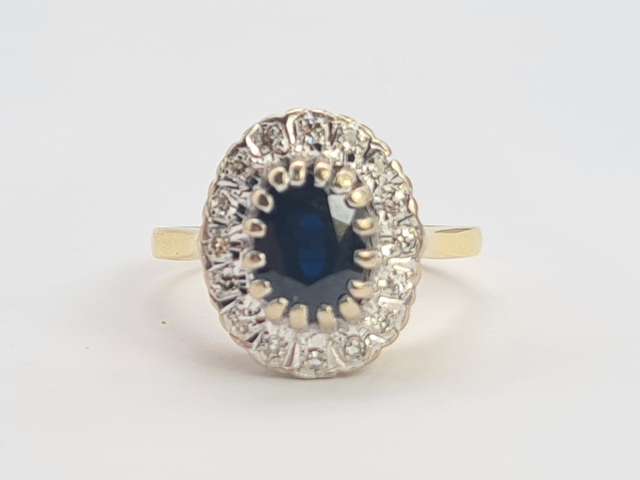 0754 Vintage: 18ct Yellow Gold French Blue Sapphire & 16 Diamond Diana Cluster Ring — From 1980