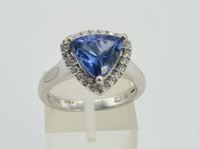 Load image into Gallery viewer, 0158: Vintage: 18ct White Gold Trilliant Cut Tanzanite 21 Diamonds Cocktail Ring
