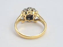 Load image into Gallery viewer, 0288: Vintage: 18ct Gold 9 Brilliant Cut Diamonds Cluster Ring- super sparkly
