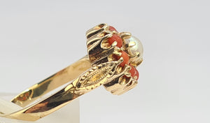 0477: Vintage: 9ct Gold Pearl Corals Flower Head Ring - Date- Mark 1968