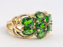 Load image into Gallery viewer, 0539: Vintage: 9ct Gold 7 Green Diopsides Cocktail Ring- lovely cut and colours
