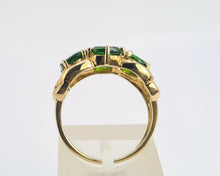 Load image into Gallery viewer, 0539: Vintage: 9ct Gold 7 Green Diopsides Cocktail Ring- lovely cut and colours
