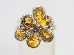 0673: Vintage: Rare 14ct Gold 6 Citrines Almandine Garnet Floral Cocktail Ring- striking colours