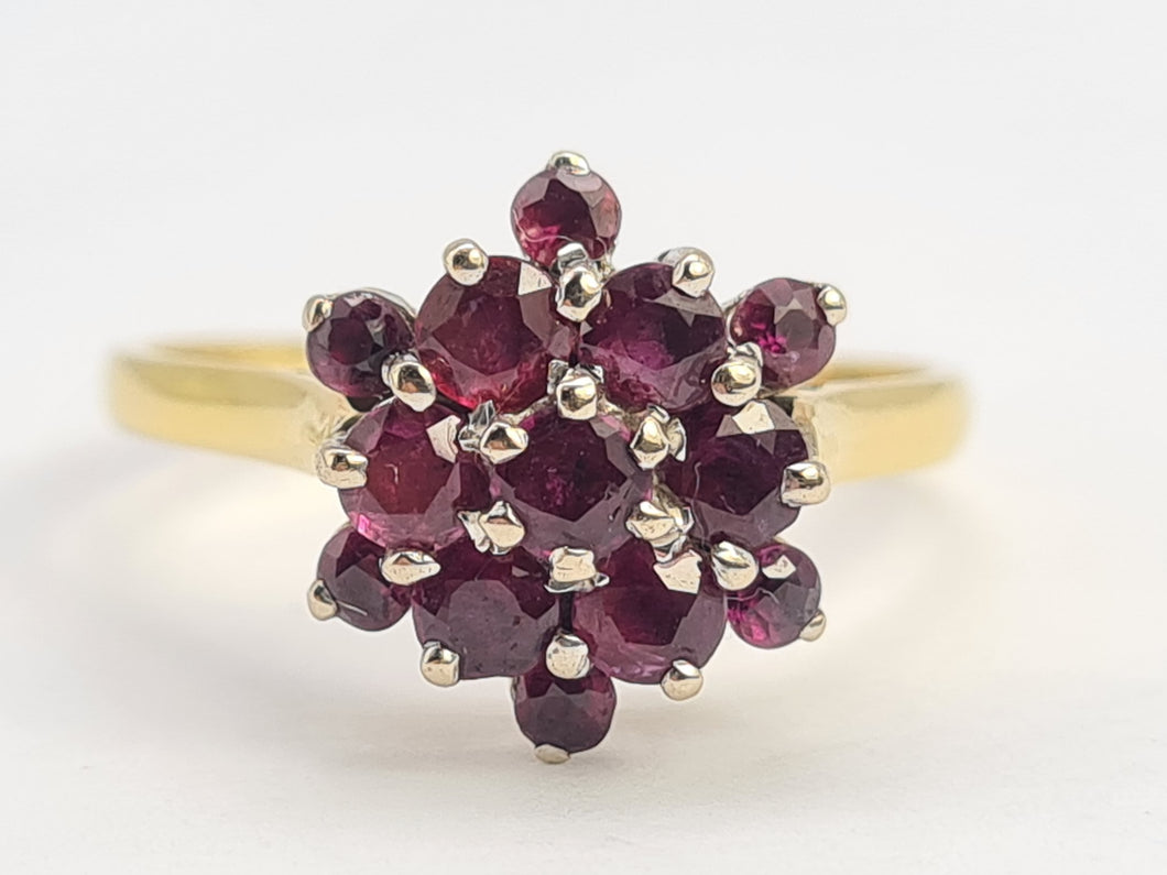 0676: Vintage: 18ct Gold Rich Red Rubies Cluster Ring- Date- Mark 1974