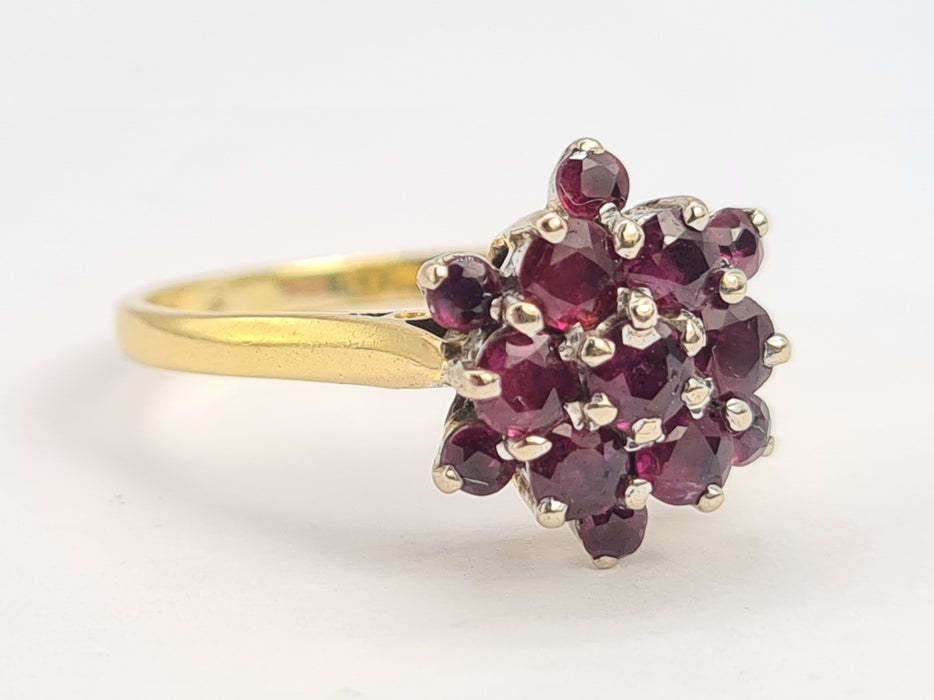 6186 Vintage: 18ct Gold Rich Red Rubies Cluster Ring-From 1974