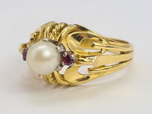 Load image into Gallery viewer, 0689: Vintage: Rare: 18ct Gold Cultured Pearl Rubies Cocktail Ring- superb
