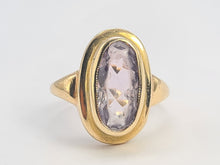 Load image into Gallery viewer, 0701:  Vintage &amp; Old 9ct Gold Lilac Amethyst Bezel Set Ring- lovely mature stone
