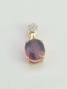 0230: Vintage: 9ct Gold Almandine Garnet Diamonds Pendant- petite & graceful