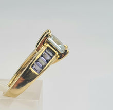 Load image into Gallery viewer, 0536: Vintage: 9ct Gold Blue Aquamarines Blue Iolites Ring- beautifully paired
