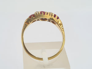 0567: Vintage & Old 18ct Gold Rubies Diamonds Ring- splendid