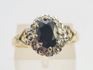 0686: Vintage: 9ct Gold French Blue Sapphire Diamonds Cluster Ring-